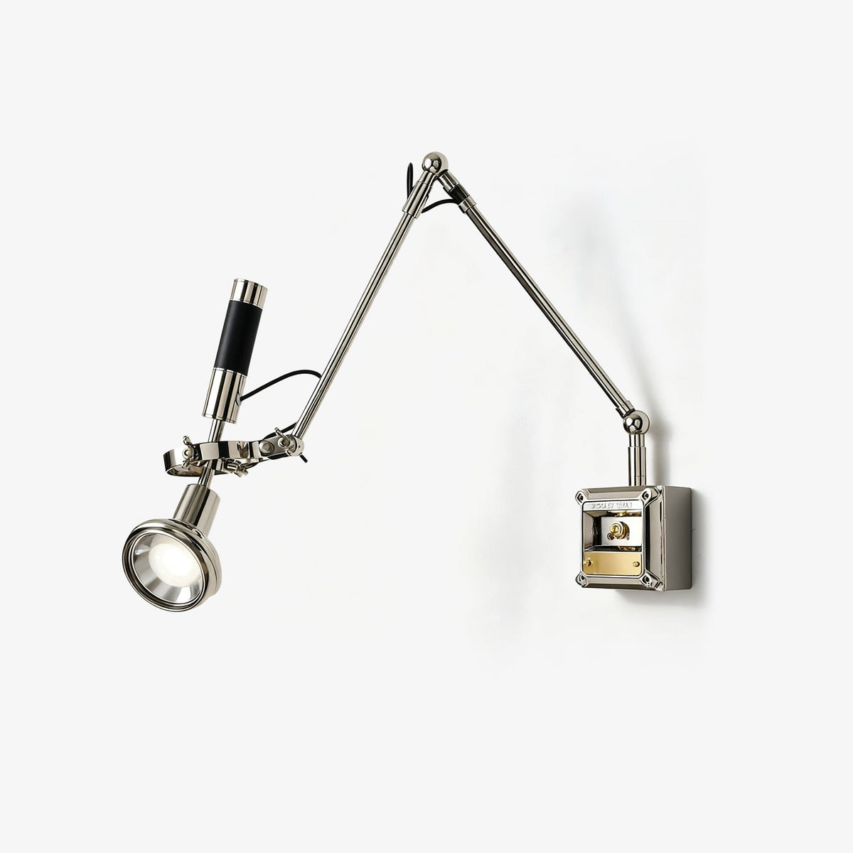 Axis Beam Wall Sconce