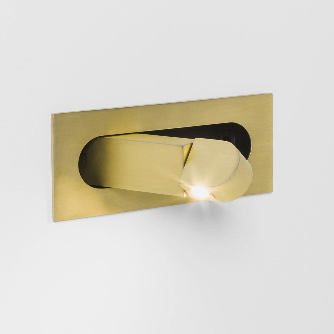 Pivot Beam Reading Sconce