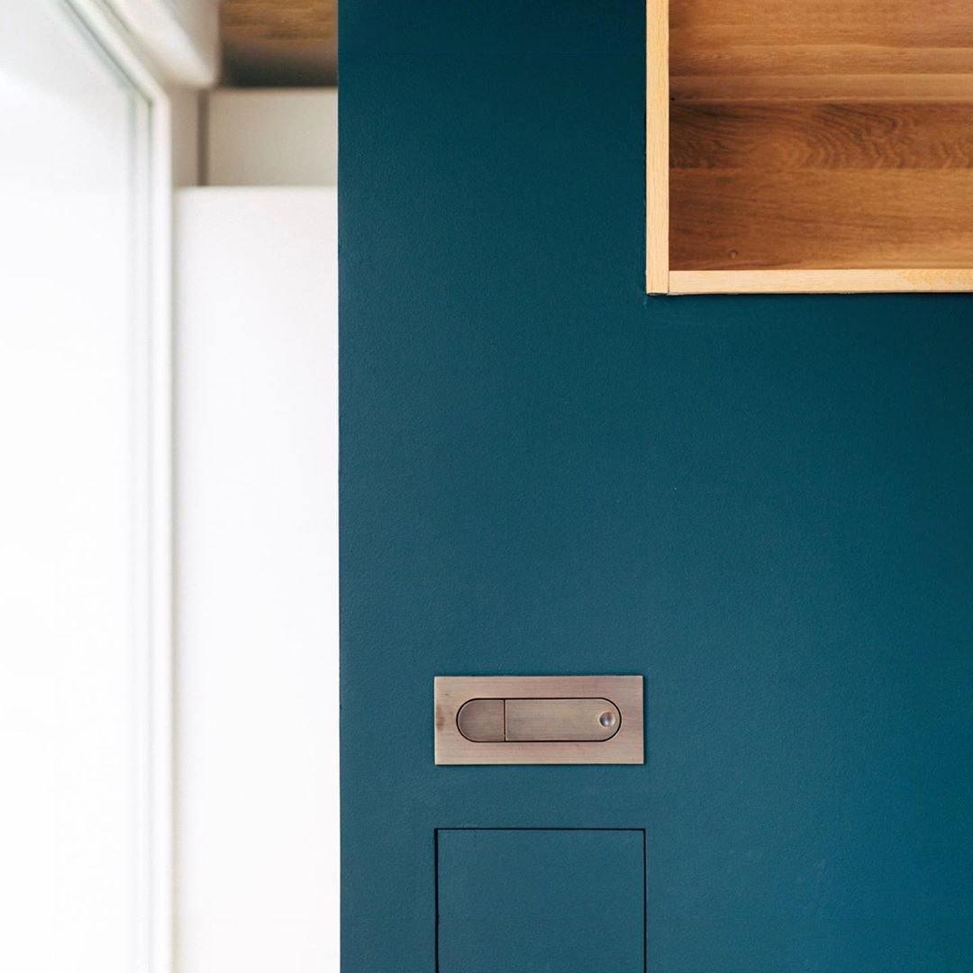 Pivot Beam Reading Sconce