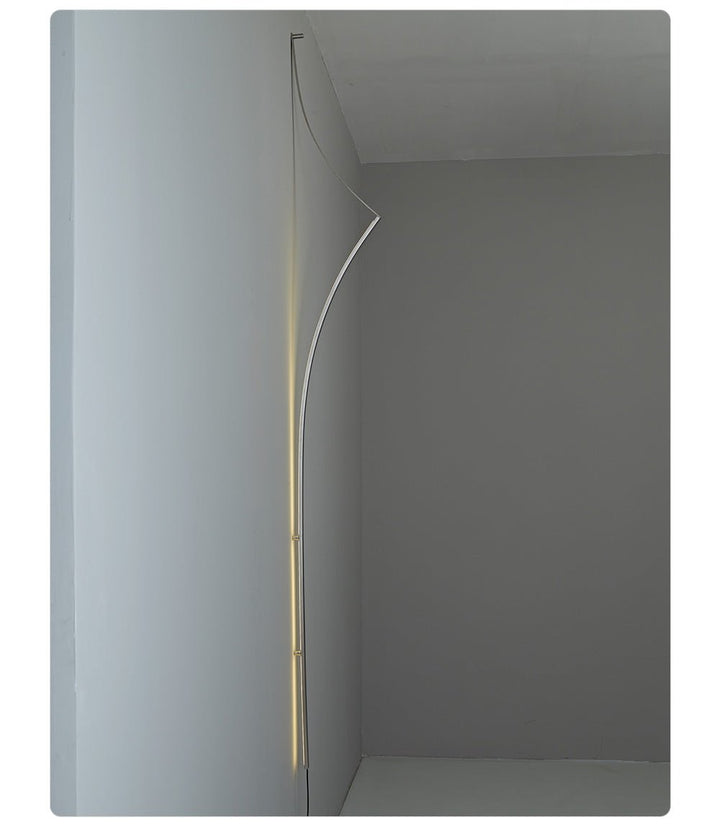 Plume Ribbon Wall Sconce