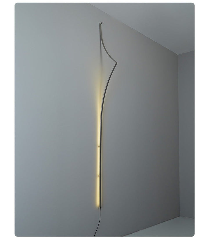 Plume Ribbon Wall Sconce