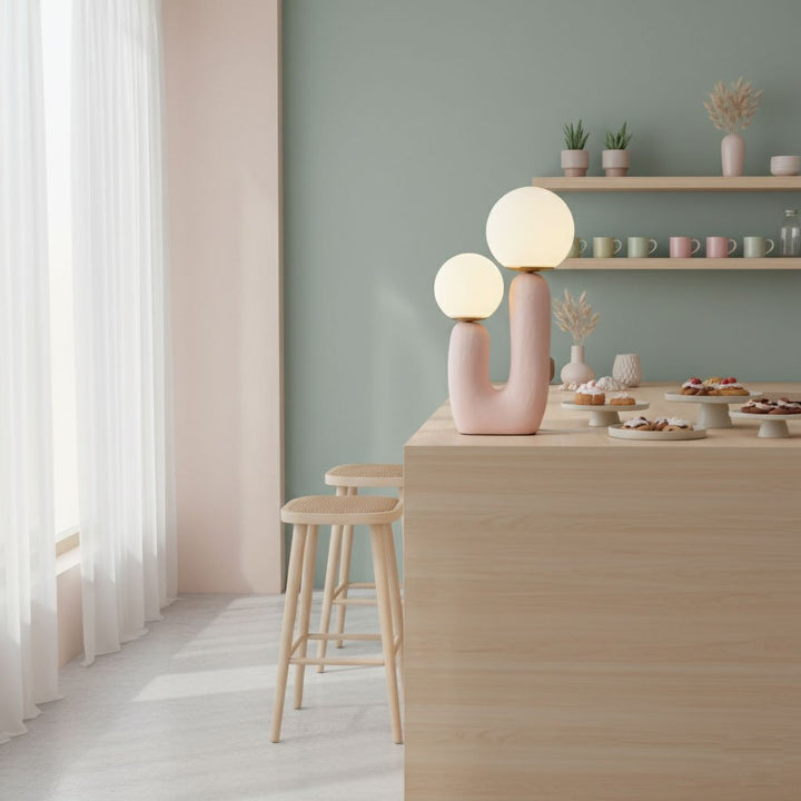 Knot Resin Table Lamp