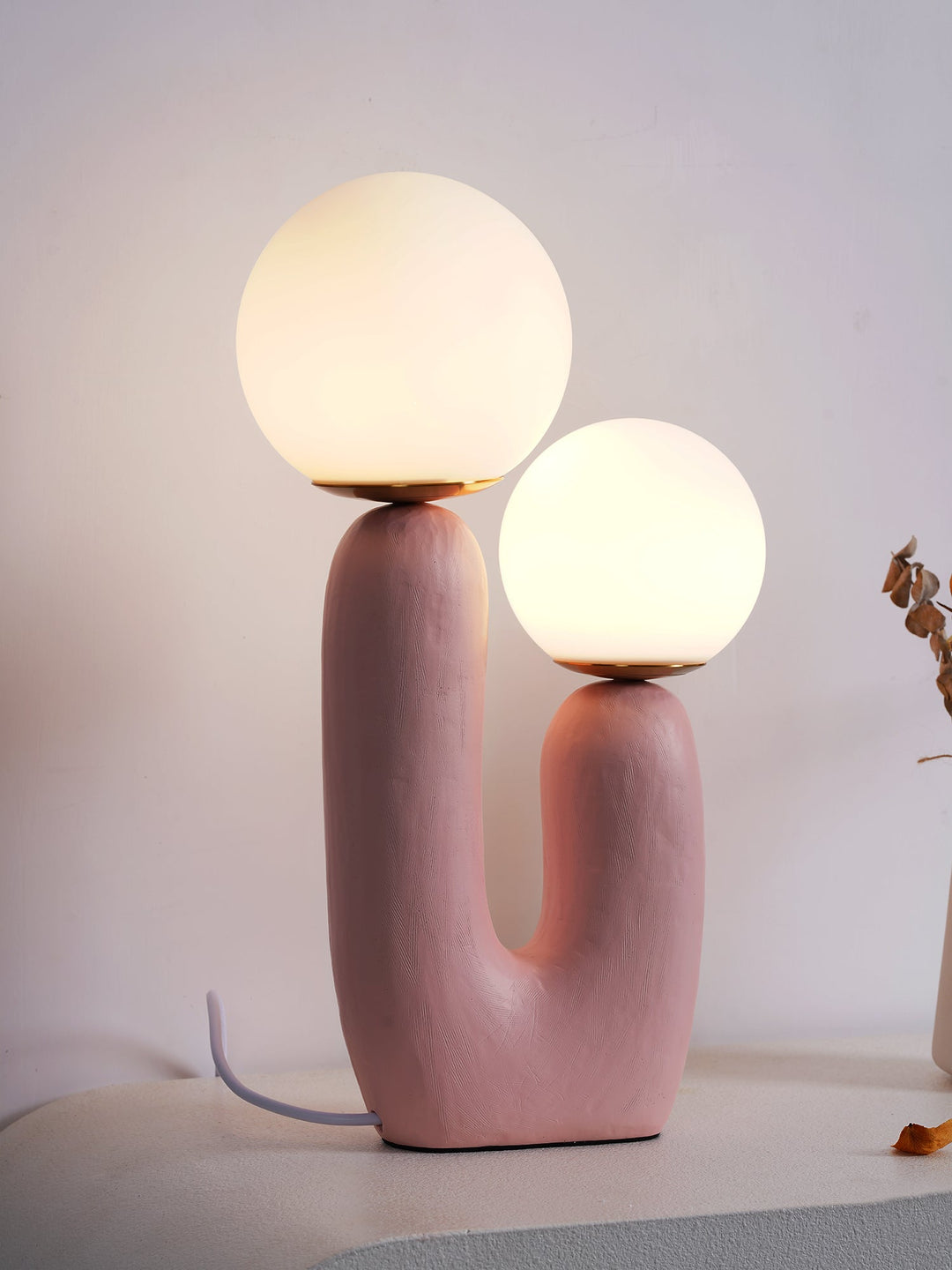 Knot Resin Table Lamp