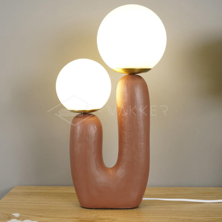 Knot Resin Table Lamp