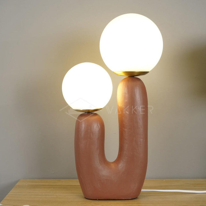 Knot Resin Table Lamp