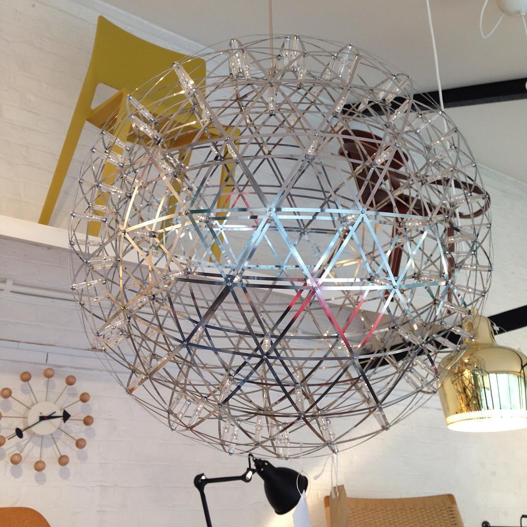 Nova Sphere Pendant Light