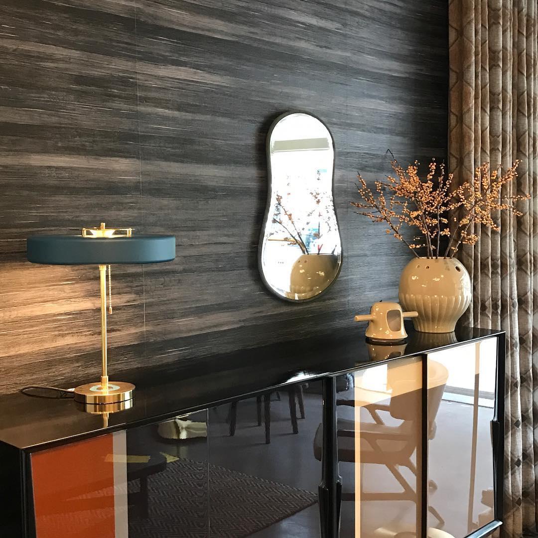 Gyre Opal Table Lamp