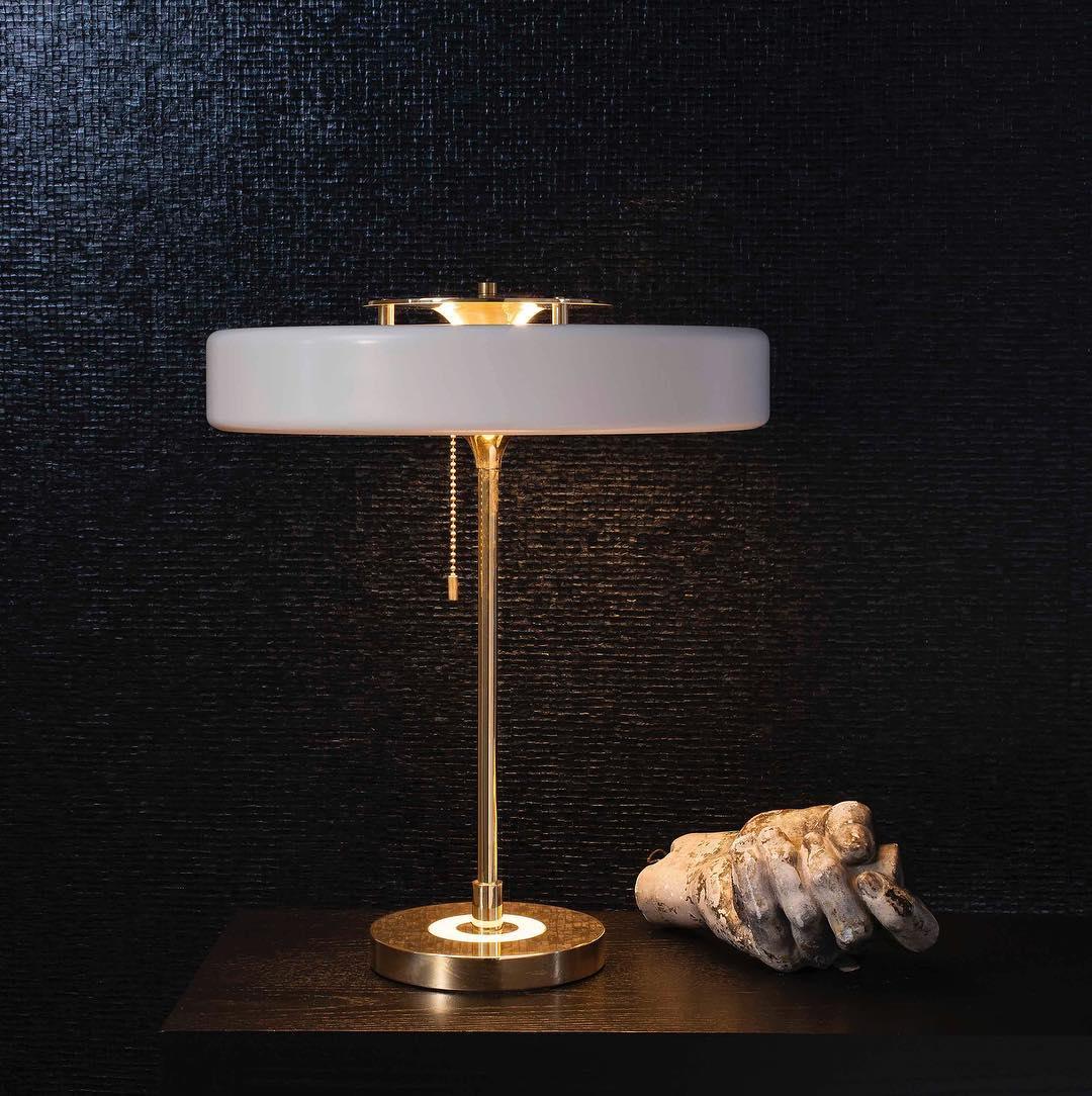 Gyre Opal Table Lamp