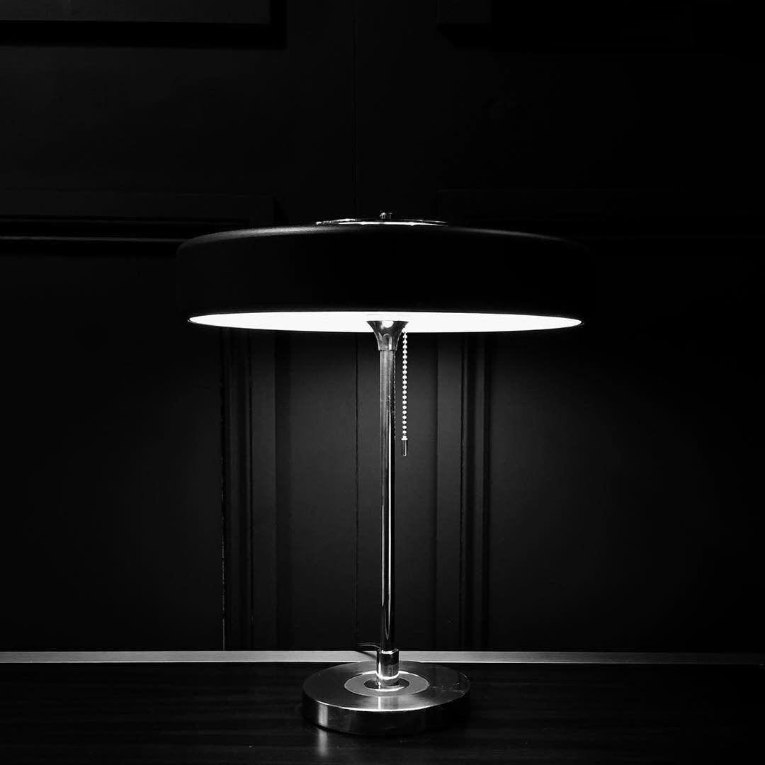 Gyre Opal Table Lamp