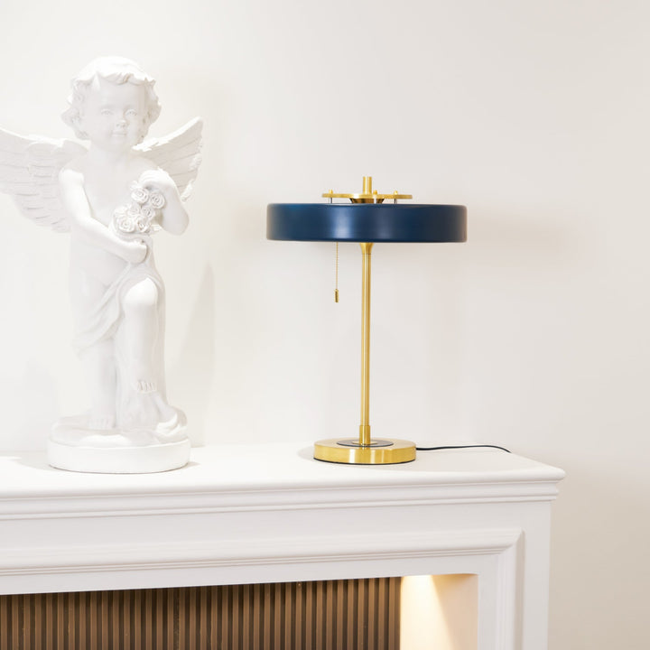 Gyre Opal Table Lamp