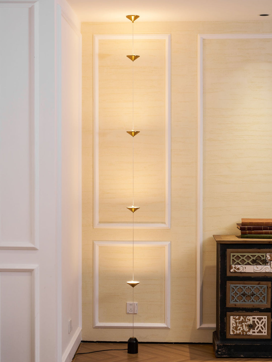 Marble Spire Floor Lamp