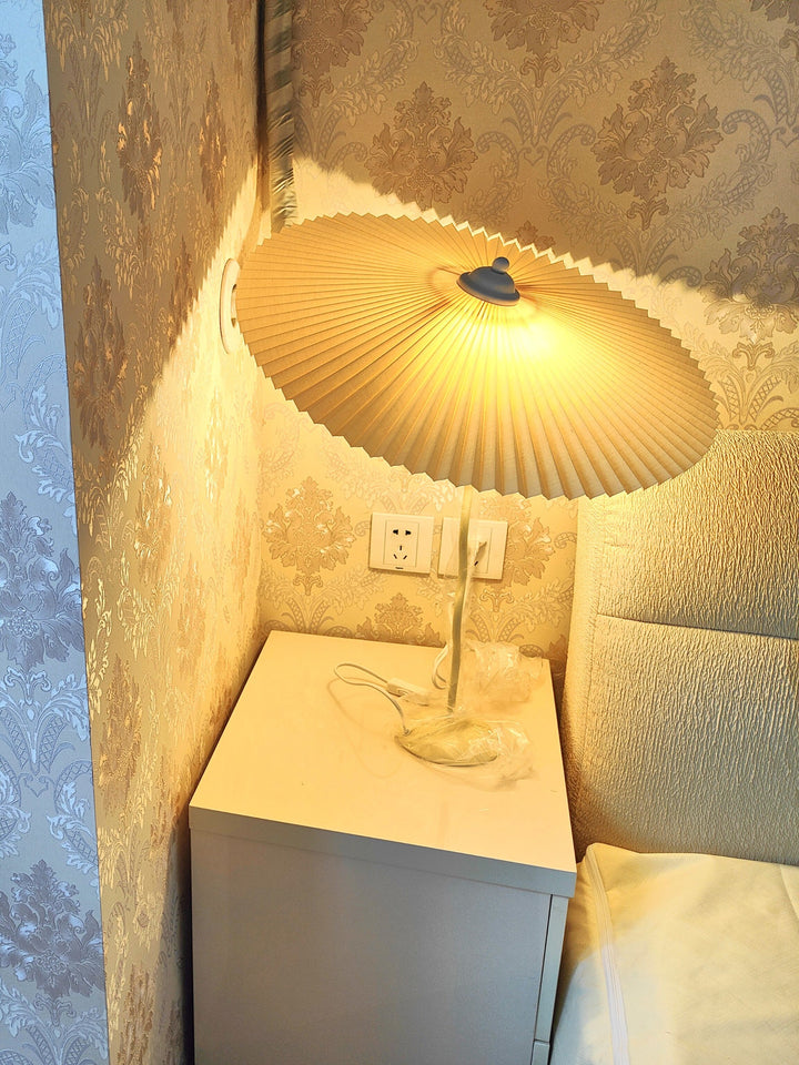 Serpentine Table Lamp
