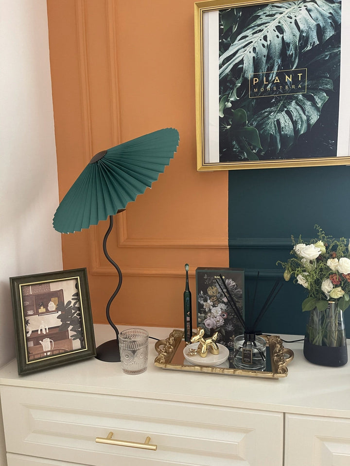 Serpentine Table Lamp
