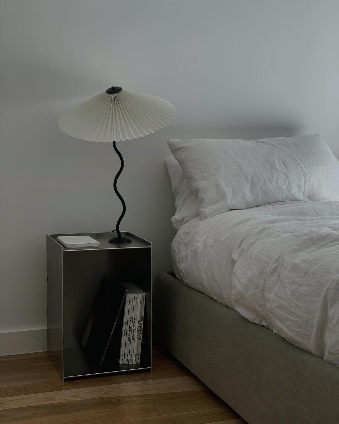 Serpentine Table Lamp